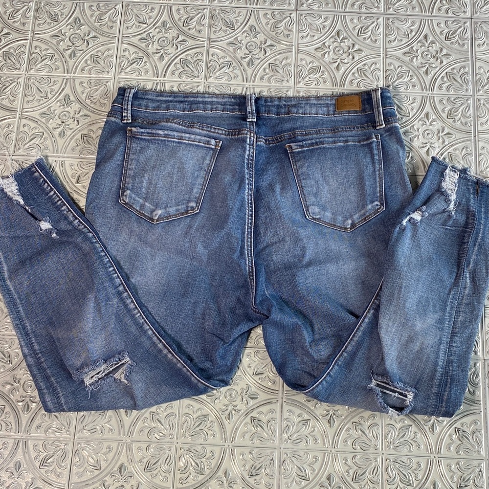Simple Society Blue Jean Cropped Ankle Style Size 14